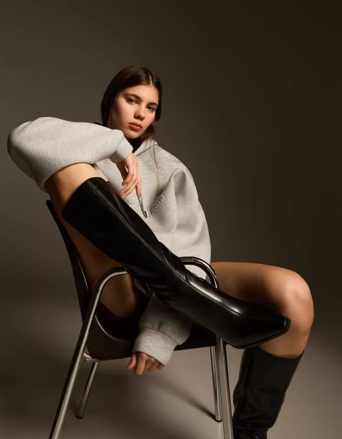 Stivali con tacco largo