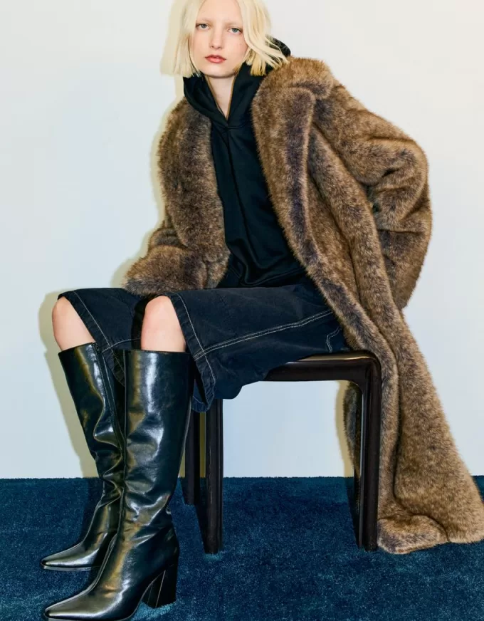 Stivali con tacco largo