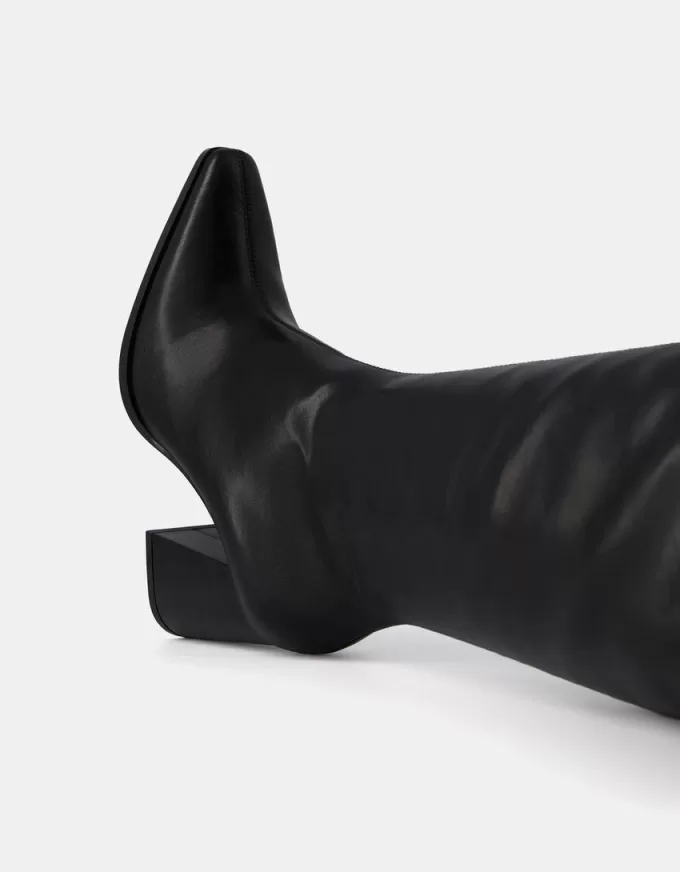 Stivali con tacco largo