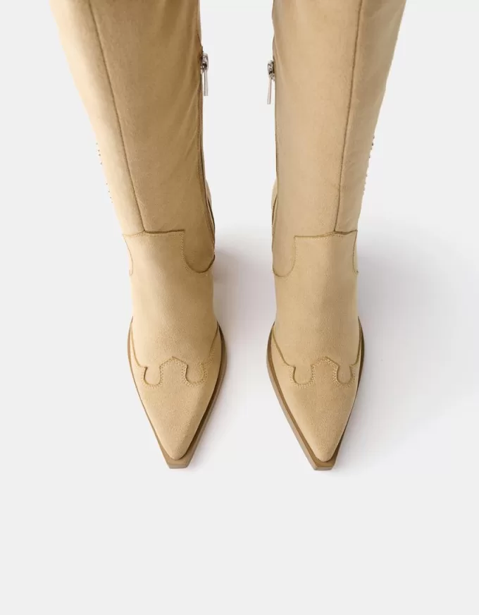 Stivali da cowboy con tacco alto fino al ginocchio