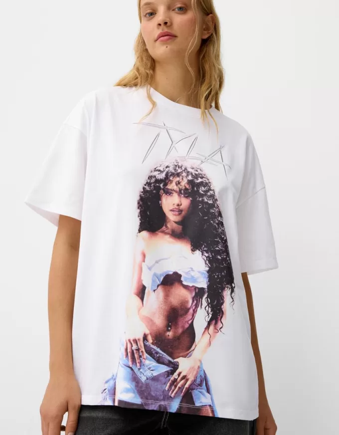 T-shirt Tyla a manica corta con strass