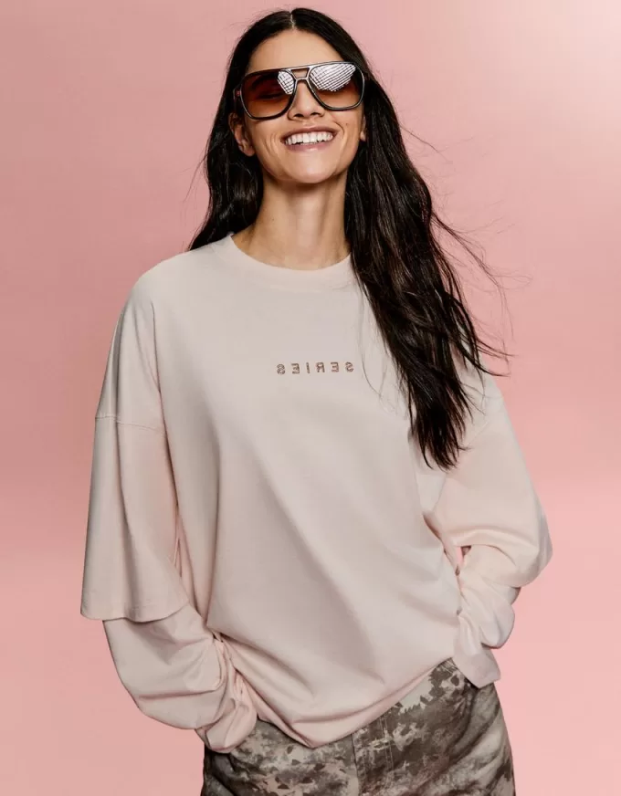 T-shirt a doppia manica con stampa BERSHKA SERIES