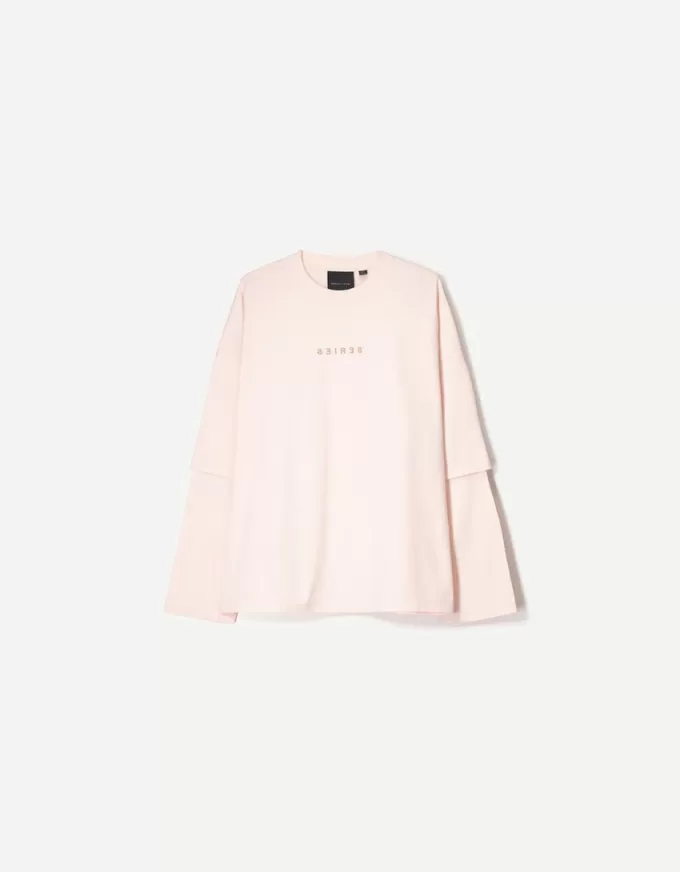 T-shirt a doppia manica con stampa BERSHKA SERIES