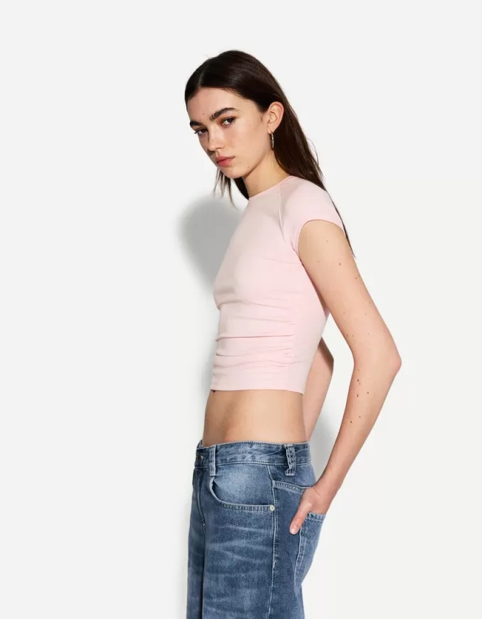 T-shirt a manica corta con arricciatura laterale