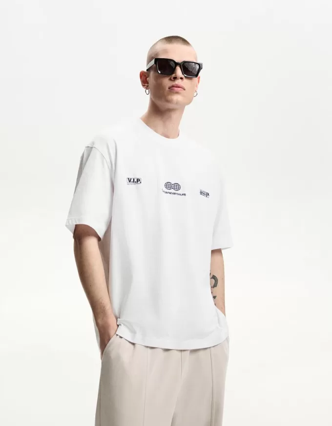 T-shirt a manica corta con ricamo