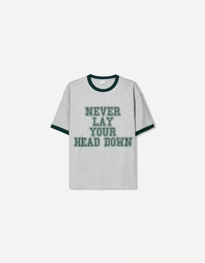 T-shirt a manica corta con stampa a contrasto