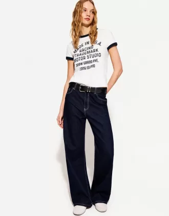 T-shirt a manica corta con stampa a contrasto