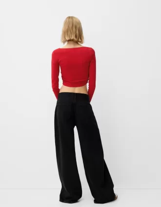 T-shirt a manica lunga con arricciatura sui lati