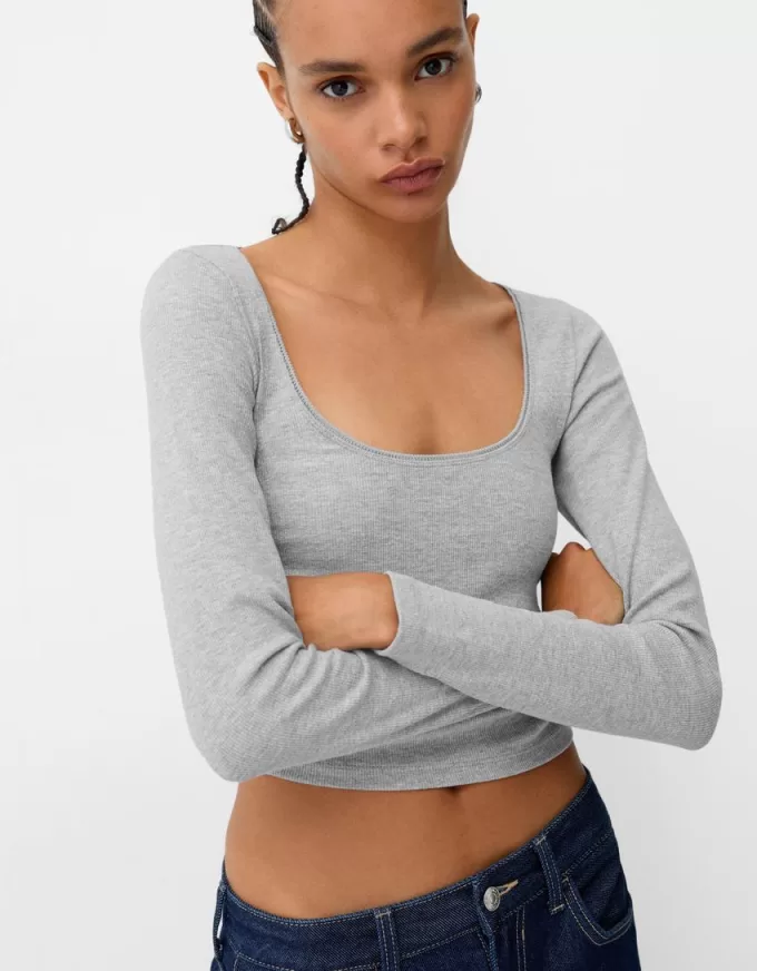 T-shirt a manica lunga con arricciatura sui lati