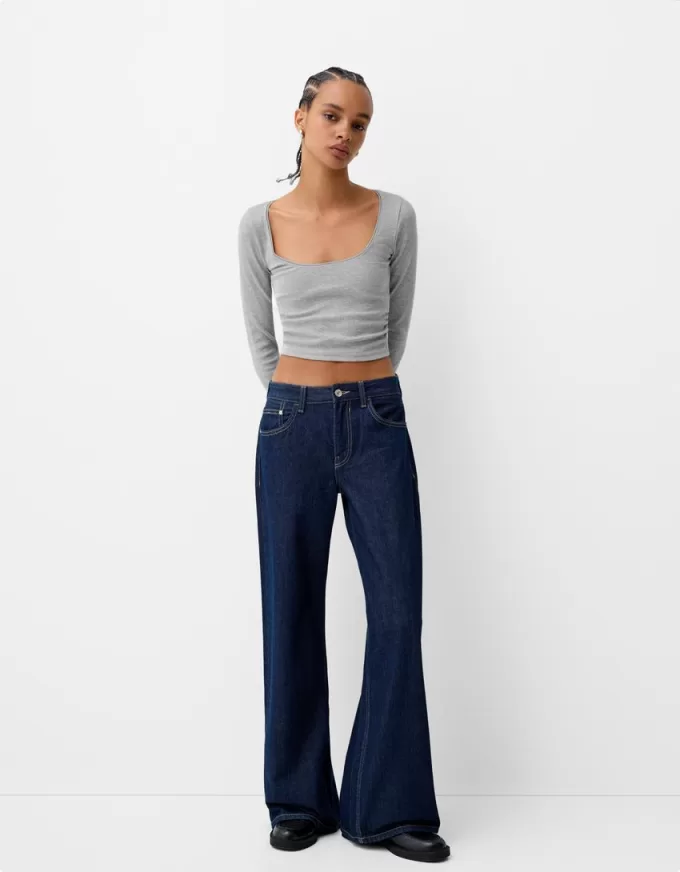 T-shirt a manica lunga con arricciatura sui lati