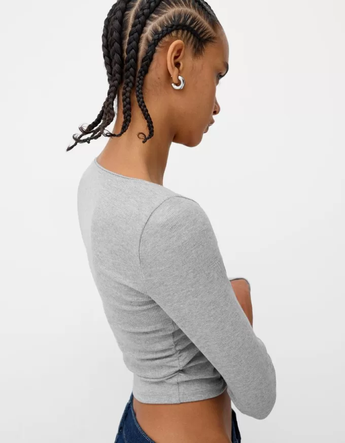 T-shirt a manica lunga con arricciatura sui lati