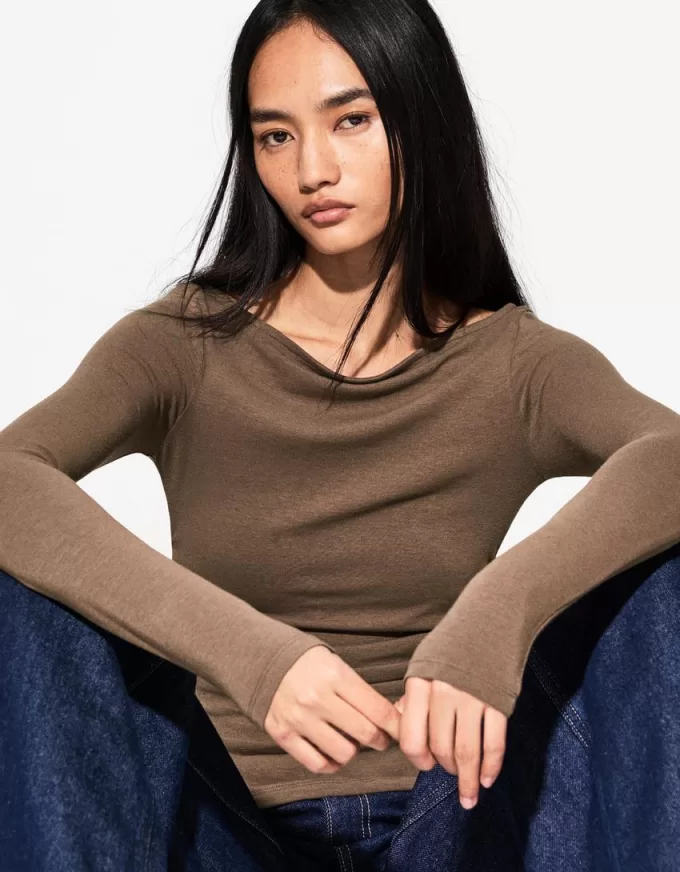 T-shirt a manica lunga con dettaglio arricciato