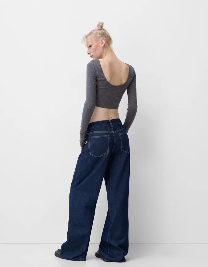 T-shirt a manica lunga con strass all over