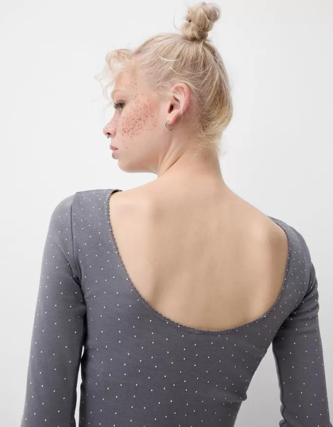 T-shirt a manica lunga con strass all over