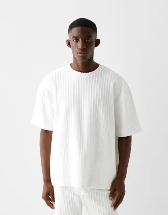 T-shirt a maniche corte a righe testurizzate