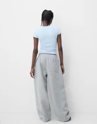 T-shirt a maniche corte con scollo rotondo