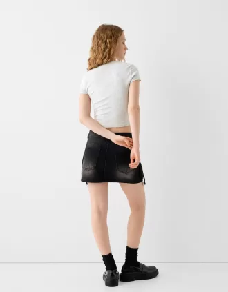 T-shirt a maniche corte con scollo rotondo