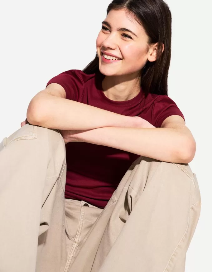 T-shirt a maniche corte con scollo rotondo