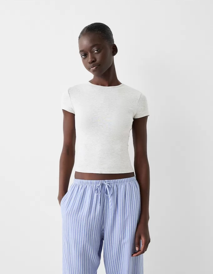 T-shirt a maniche corte con scollo rotondo