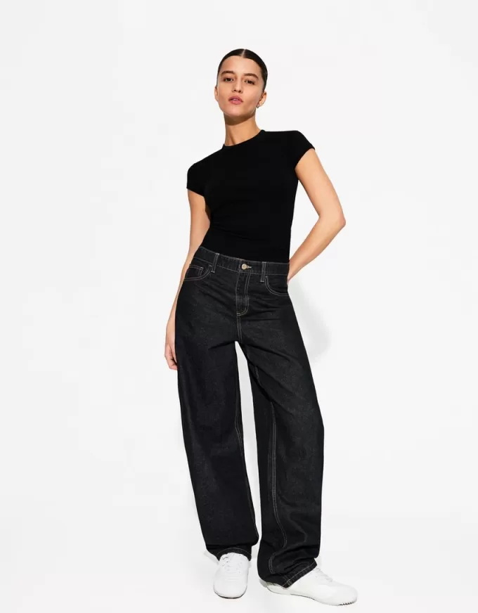 T-shirt a maniche corte con scollo rotondo