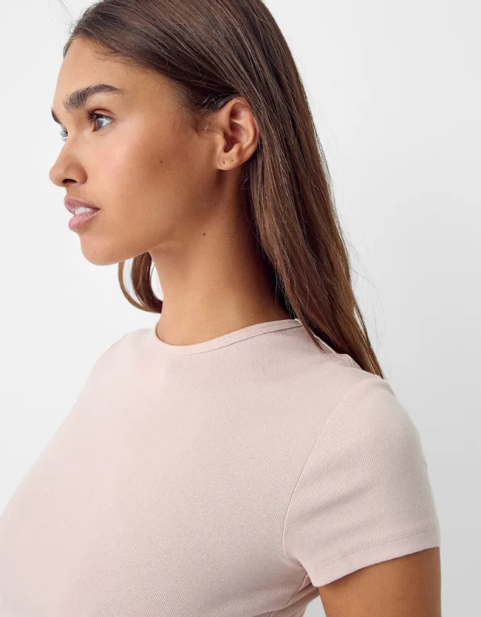 T-shirt a maniche corte con scollo rotondo