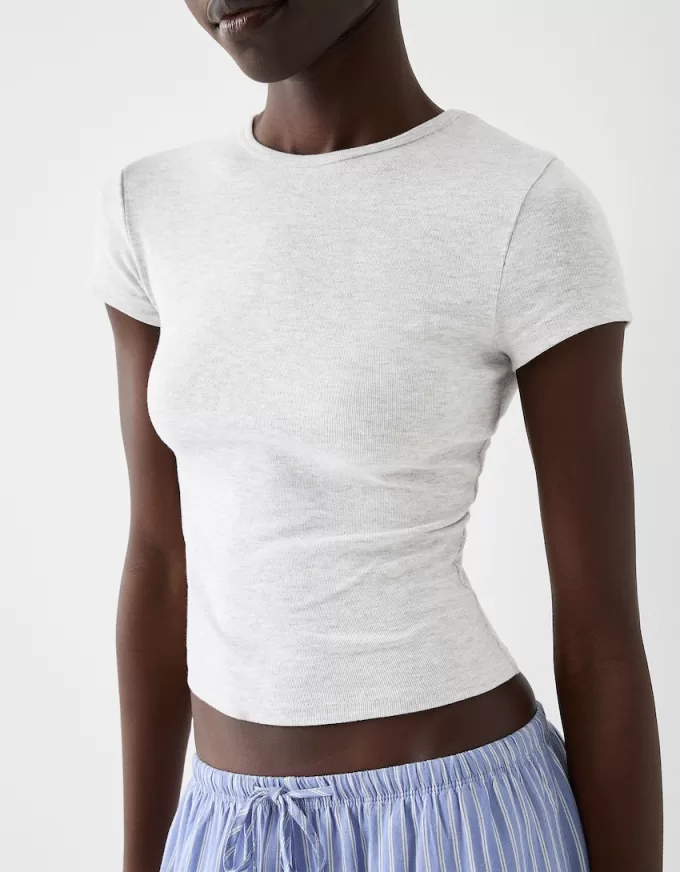 T-shirt a maniche corte con scollo rotondo