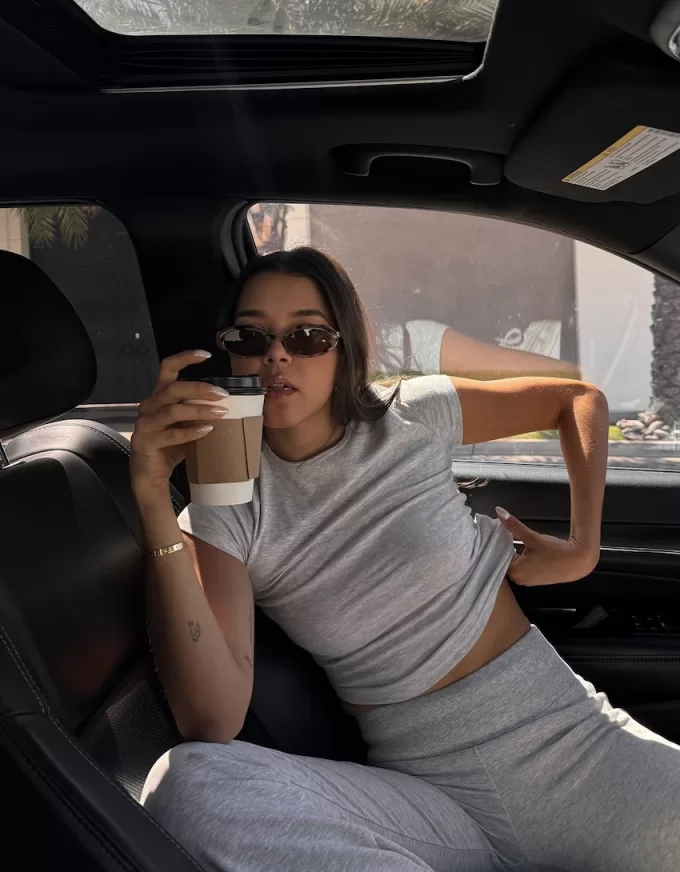 T-shirt a maniche corte con scollo rotondo