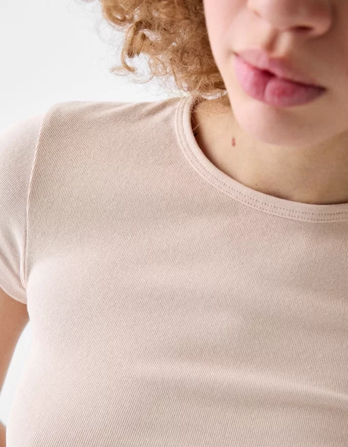 T-shirt a maniche corte con scollo rotondo