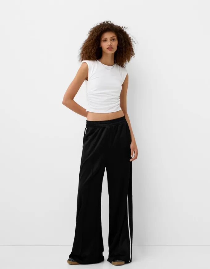 T-shirt a maniche corte con spalline