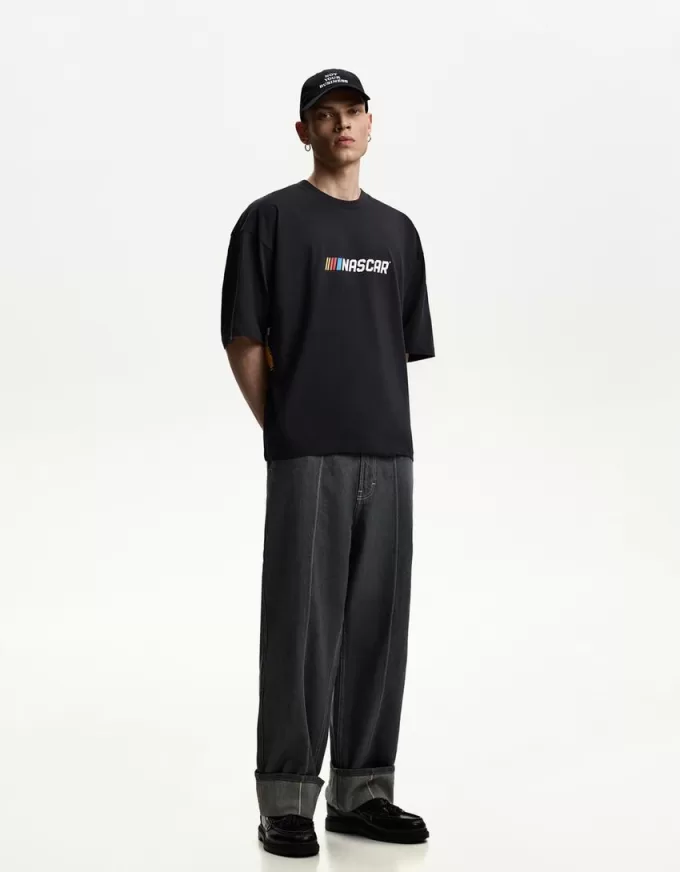 T-shirt a maniche corte con stampa Nascar