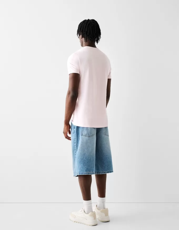 T-shirt a maniche corte dalla vestibilità regolare