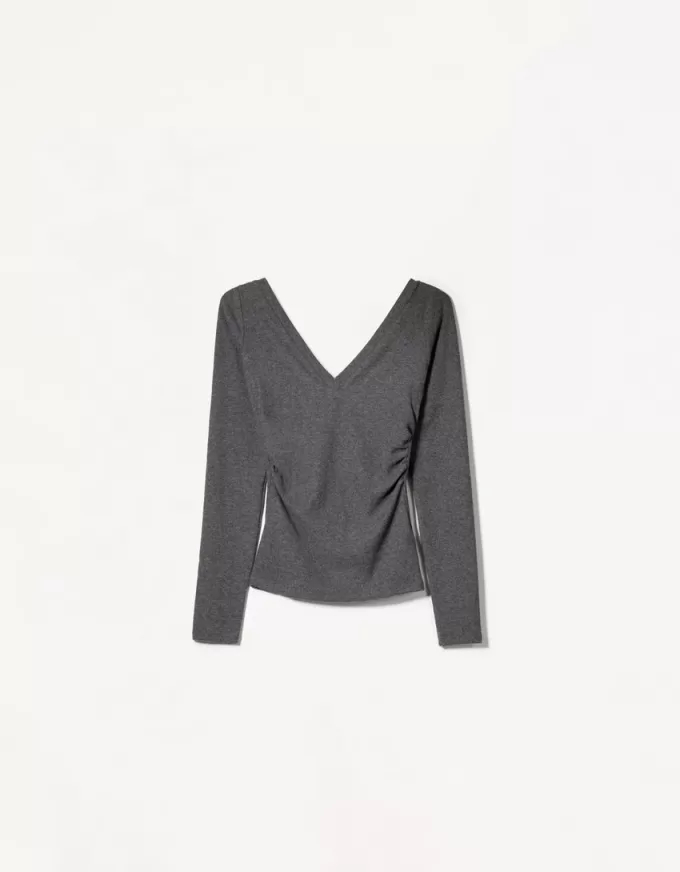 T-shirt a maniche lunghe con scollo a V arricciato