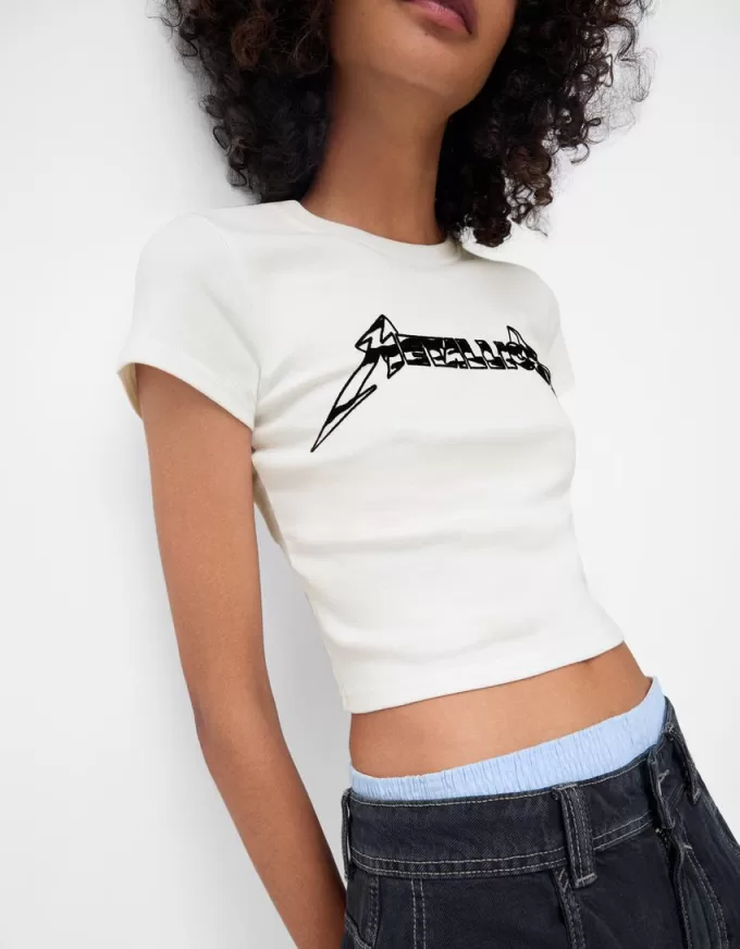 T-shirt aderente dei Metallica a maniche corte