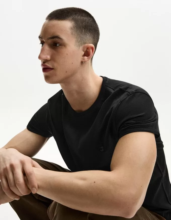 T-shirt arrotolata a maniche corte ricamata