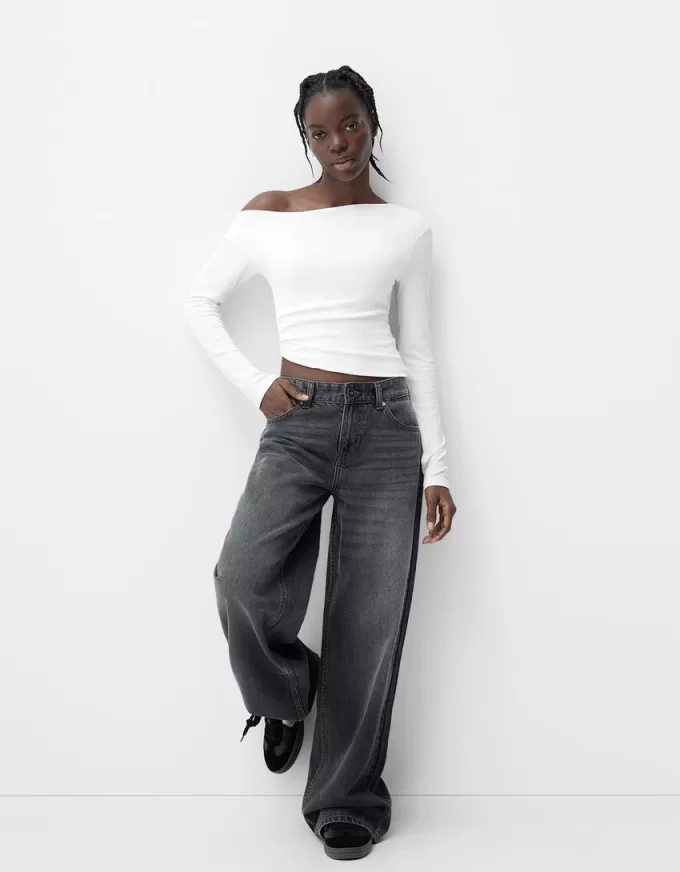 T-shirt asimmetrica a manica lunga