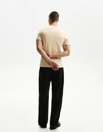 T-shirt classica a maniche corte