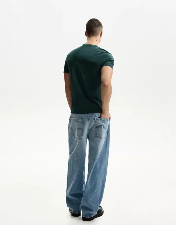 T-shirt classica a maniche corte