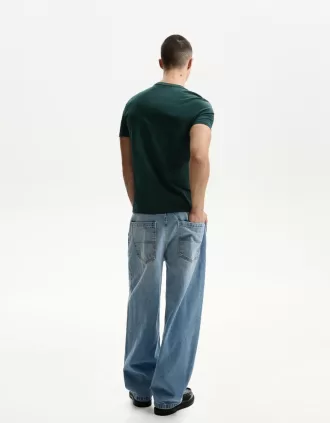 T-shirt classica a maniche corte