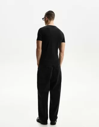 T-shirt classica a maniche corte