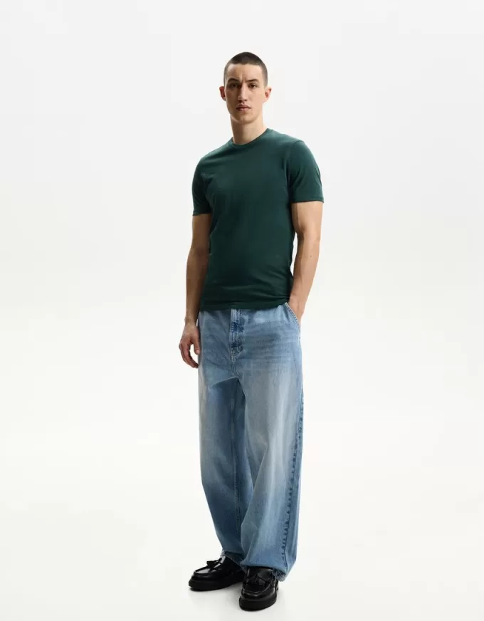 T-shirt classica a maniche corte