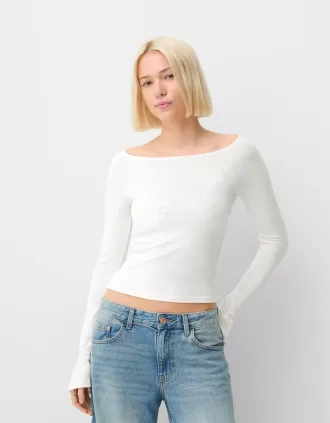 T-shirt con scollo a barchetta ricamato a manica lunga