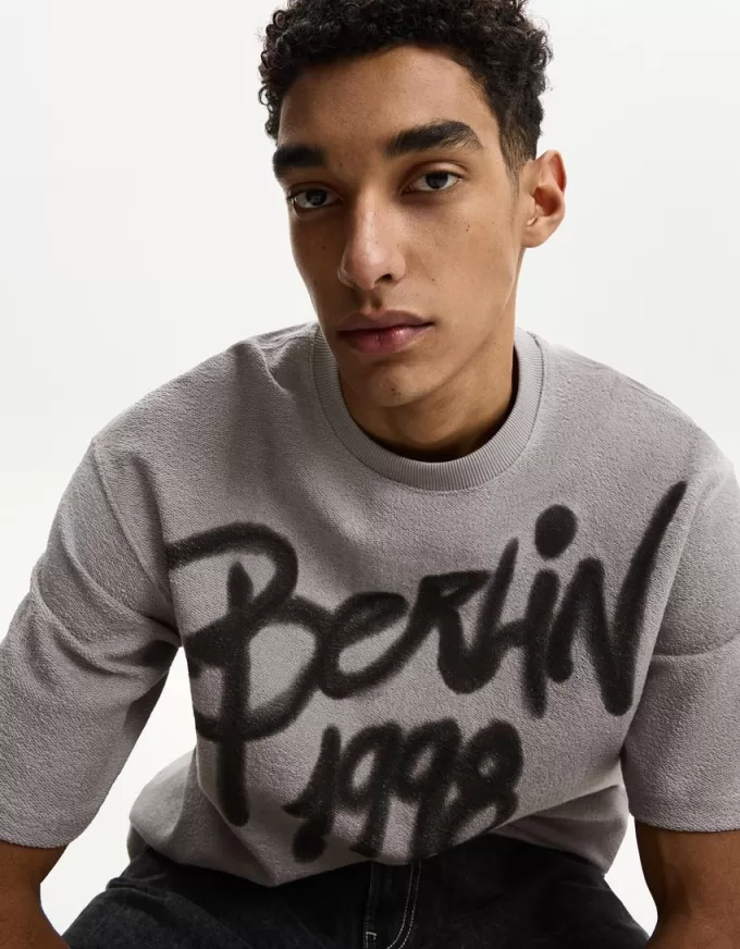 T-shirt in peluche stampata a maniche corte