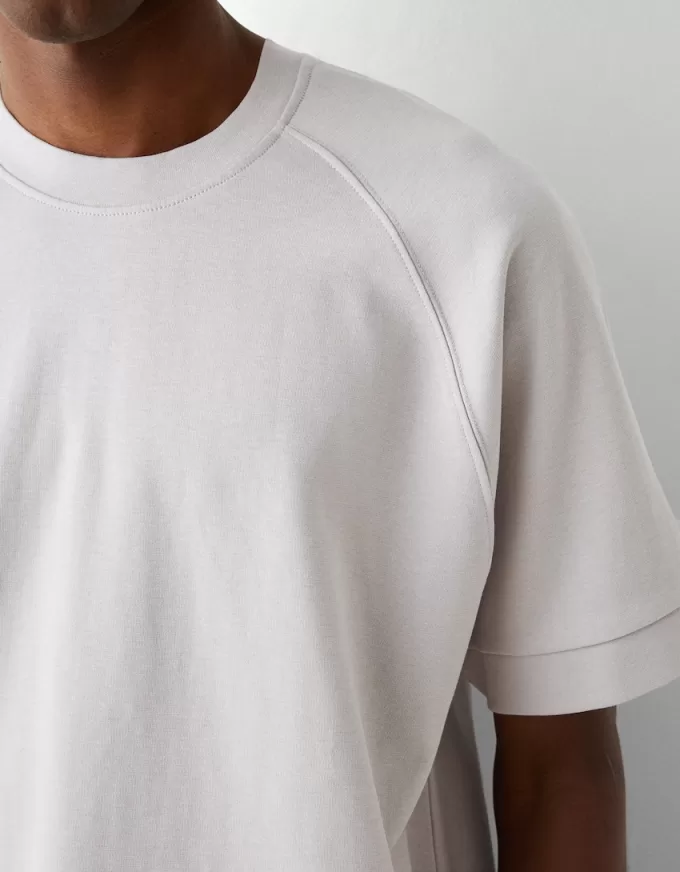 T-shirt interlock a maniche corte dal taglio squadrato