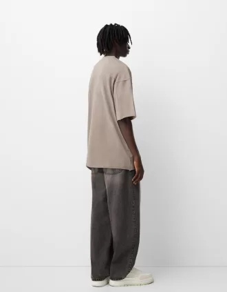 T-shirt oversize a maniche corte