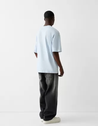 T-shirt oversize a maniche corte