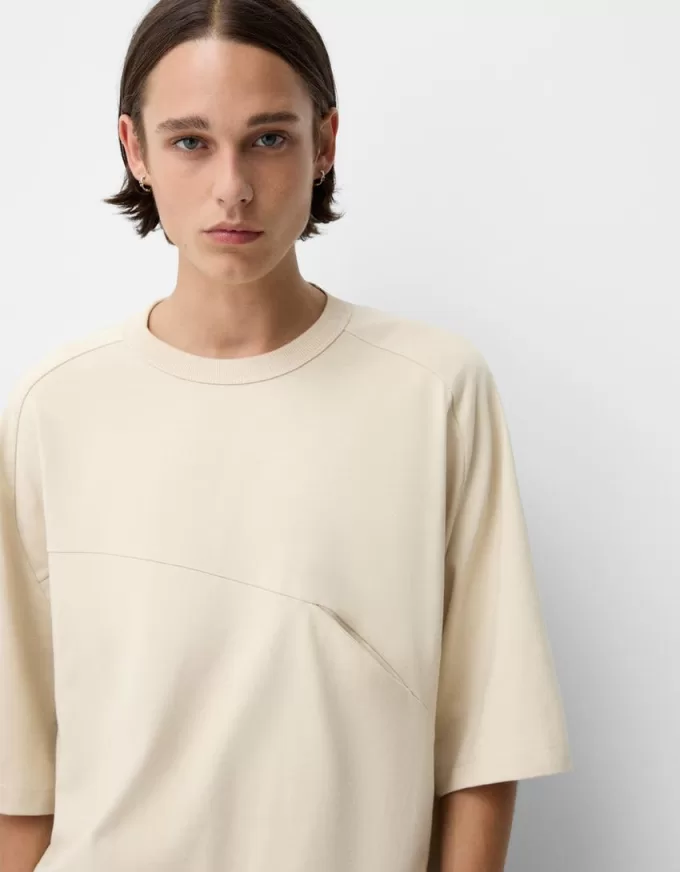 T-shirt oversize a maniche corte