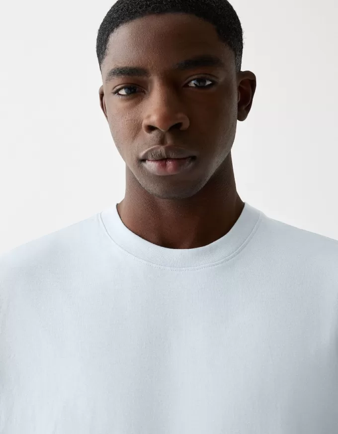 T-shirt oversize a maniche corte