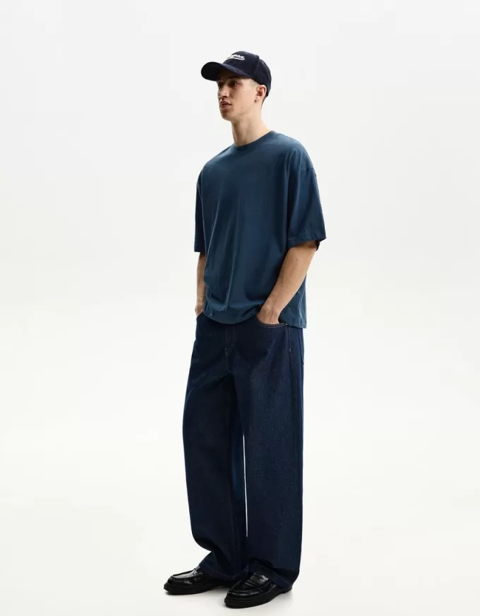 T-shirt oversize a maniche corte