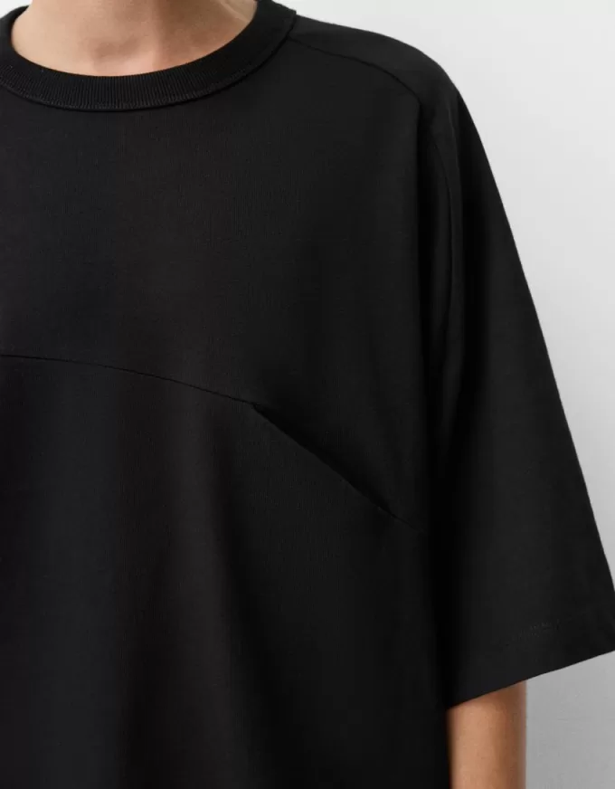 T-shirt oversize a maniche corte