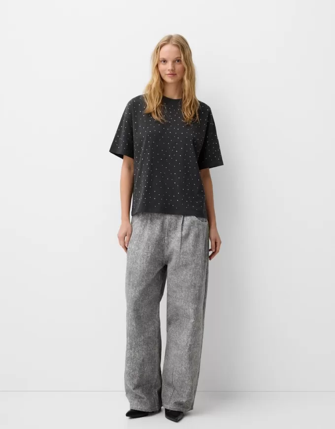 T-shirt oversize a maniche corte con strass